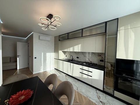 квартира за адресою Степана Бандери вул., (Будинок 4)