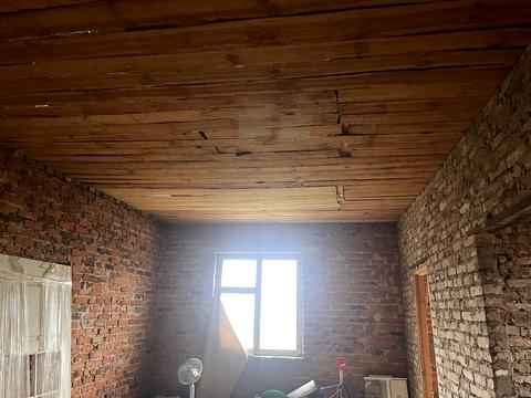 будинок за адресою с. Деснянка, Вузька, 16