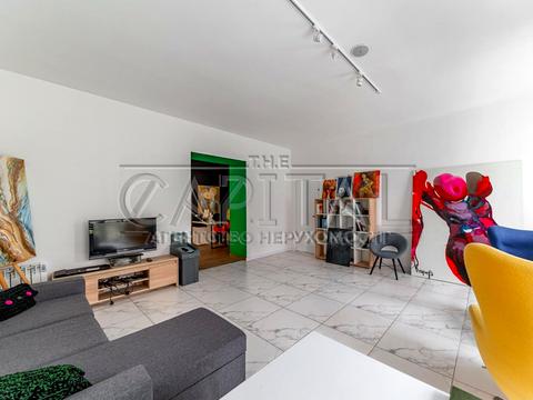 комерційна за адресою Болсуновська вул. (Сергія Струтинського), 4