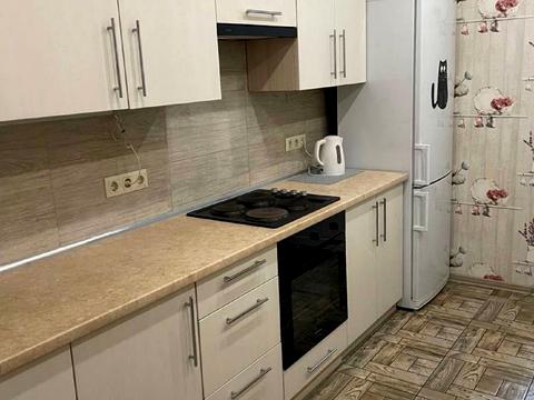 квартира за адресою Сім'ї Стешенків вул. (Тимофія Строкача), 9а