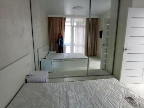 квартира за адресою Небесної Сотні просп. (Маршала Жукова), 111