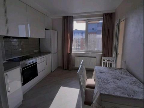 квартира за адресою Полковника Гуляєва просп. (Маршала Жукова), 111