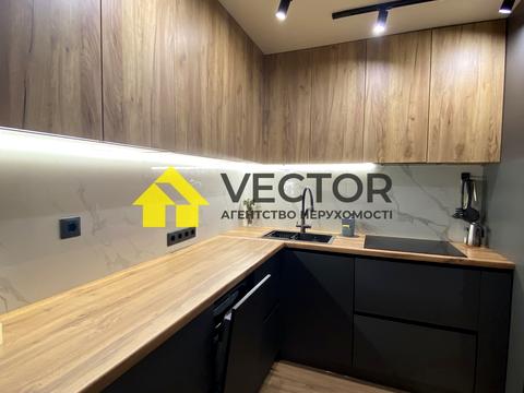 квартира за адресою Сергія Параджанова вул., 5