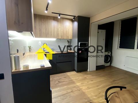 квартира за адресою Сергія Параджанова вул., 5