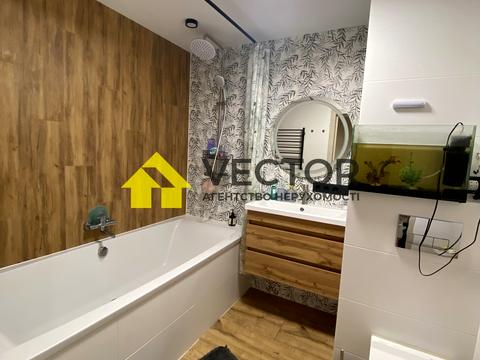 квартира за адресою Сергія Параджанова вул., 5