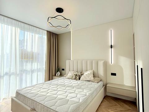 квартира за адресою Степана Бандери вул., 77-Б