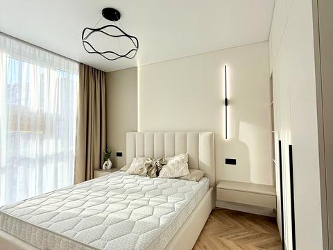 квартира за адресою Степана Бандери вул., 77-Б