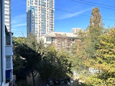 квартира за адресою Парково-Сирецька вул. (Тимофія Шамрила), 12