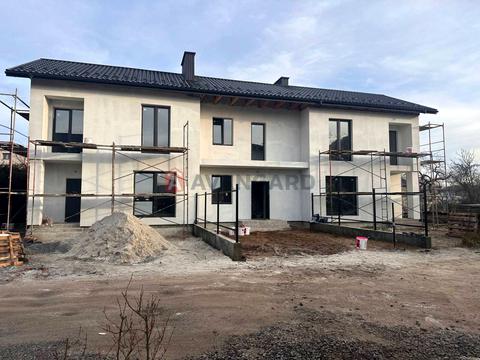 будинок за адресою Польова