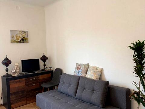 квартира по адресу Королёва ул., 1