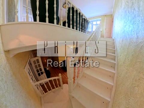 будинок за адресою Грушевського вул.