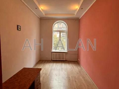 комерційна за адресою Верхній Вал вул., 48/28А