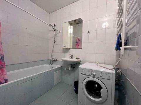 квартира за адресою Ованеса Туманяна вул., 3