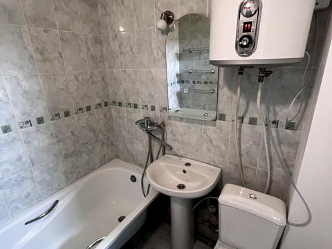 квартира за адресою Богдана Хмельницького просп. (Героїв Сталінграда), 4-Б