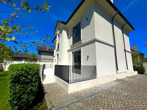 будинок за адресою Бризовая