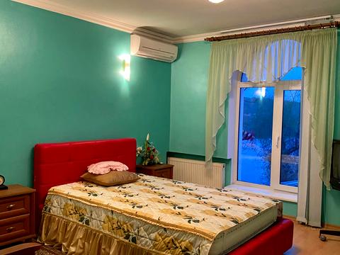 будинок за адресою Бобрицька