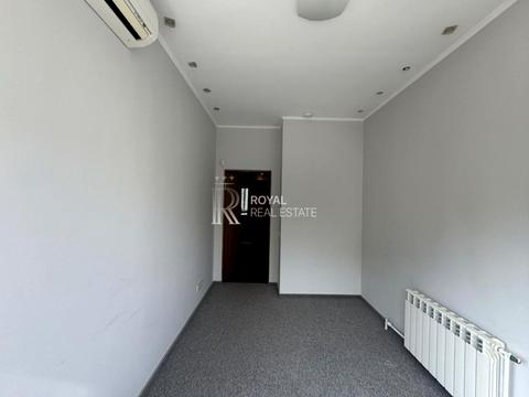 комерційна за адресою Князів Острозьких вул. (Московська), 46