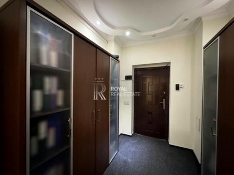 комерційна за адресою Князів Острозьких вул. (Московська), 46