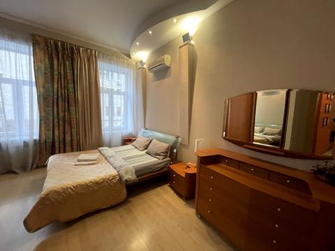 квартира по адресу Малая Житомирская ул., 3/4