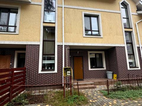 дом по адресу Літературна ул. (Чехова)