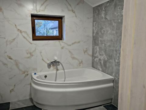 будинок за адресою Лугова вул.