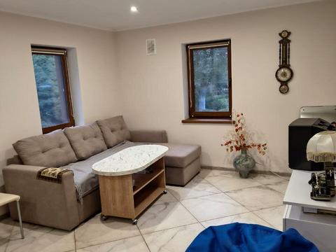 будинок за адресою Лугова вул.