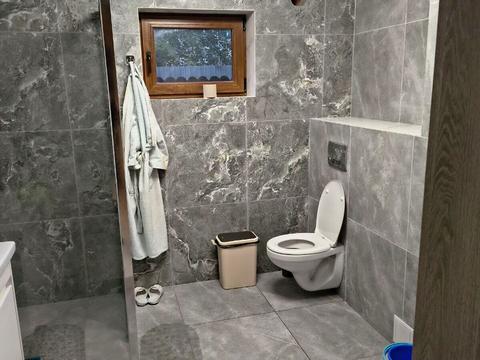 будинок за адресою Лугова вул.