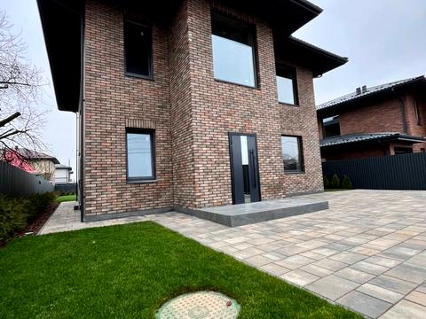 будинок за адресою Джерельна вул.