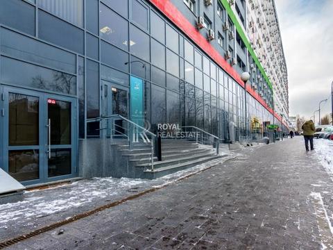 комерційна за адресою Машинобудівна вул., 41