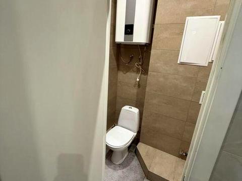 комерційна за адресою Київ, Князя Романа Мстиславича вул. (Генерала Жмаченка), 28-А