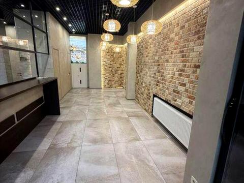 комерційна за адресою Київ, Князя Романа Мстиславича вул. (Генерала Жмаченка), 28-А