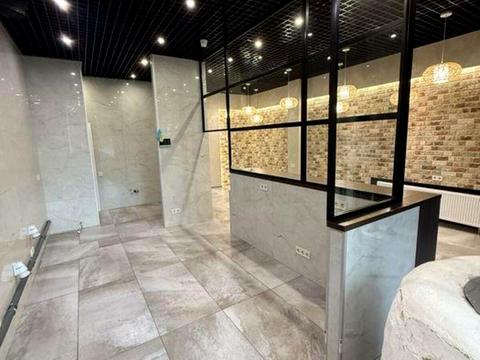 комерційна за адресою Київ, Князя Романа Мстиславича вул. (Генерала Жмаченка), 28-А