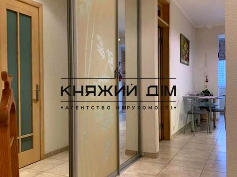 квартира за адресою Київ, Миколи Бажана просп., 16