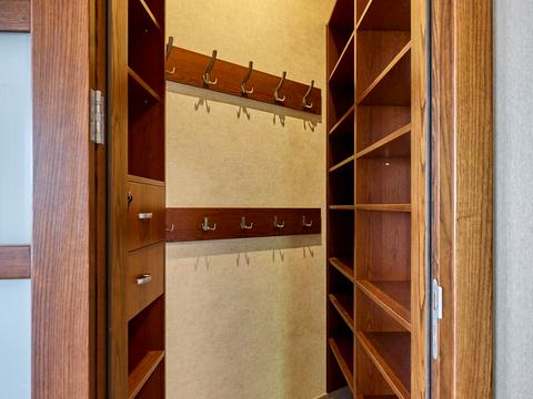 квартира по адресу Гординских ул., 4а