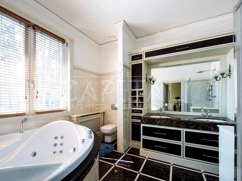 будинок за адресою с. Лебедівка, Набережна вул.