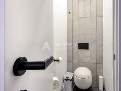 комерційна за адресою Саксаганського вул., 120