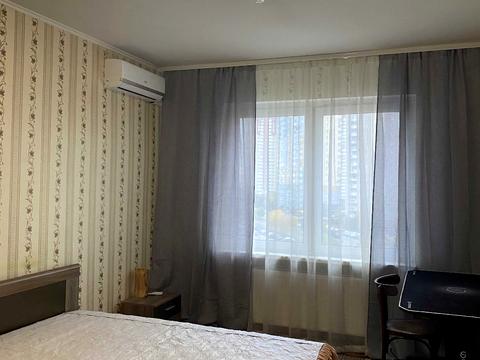 квартира за адресою Софії Русової вул., 1