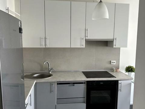 квартира за адресою Регенераторна вул., 4 к4