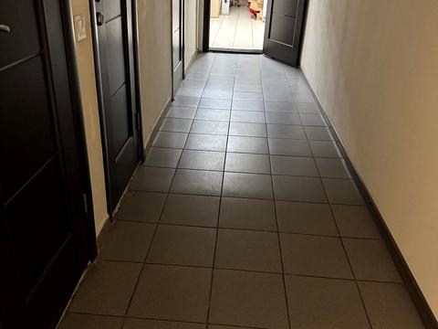 комерційна за адресою Коноплянська вул., 18