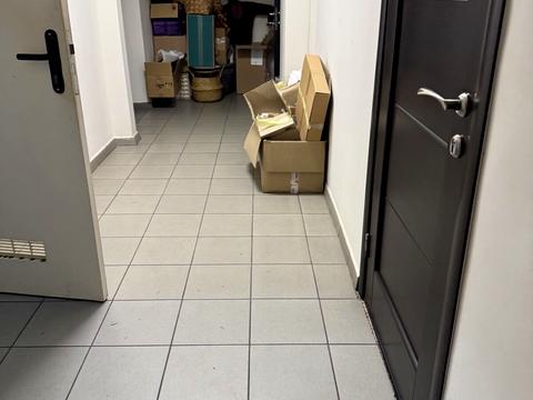 комерційна за адресою Коноплянська вул., 18