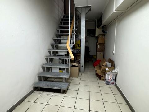 комерційна за адресою Коноплянська вул., 18