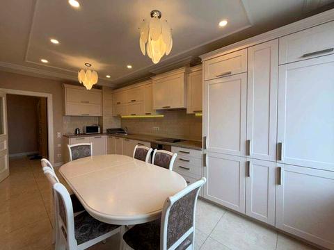 квартира за адресою Дмитрівська вул., 75