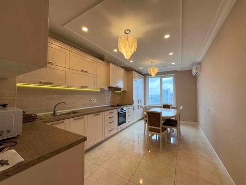 квартира за адресою Дмитрівська вул., 75