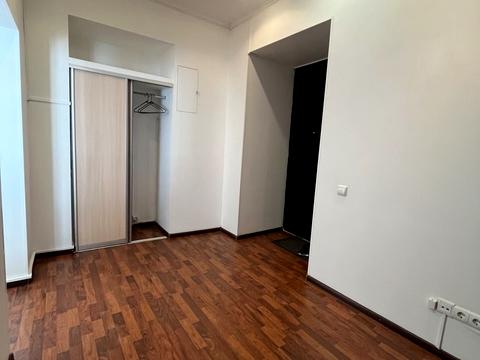 комерційна за адресою Петра Сагайдачного вул., 25-А