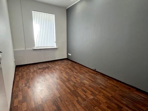 комерційна за адресою Петра Сагайдачного вул., 25-А