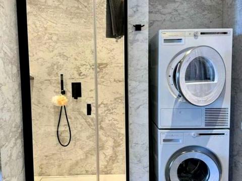 квартира за адресою Андрія Гулого-Гуленка вул. (Віце-адмірала Азарова), 8а