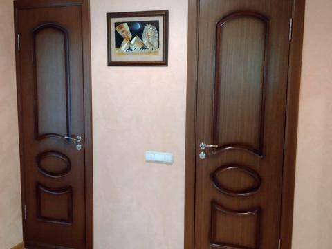 квартира за адресою Лариси Руденко вул., 10-Б