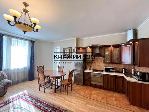 квартира за адресою Дмитрівська вул., 9-11