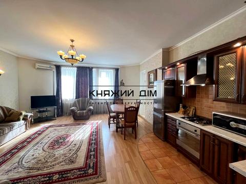 квартира за адресою Дмитрівська вул., 9-11