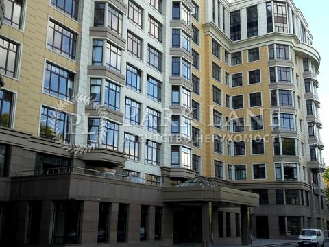 коммерческая по адресу Михаила Грушевского ул., 9б